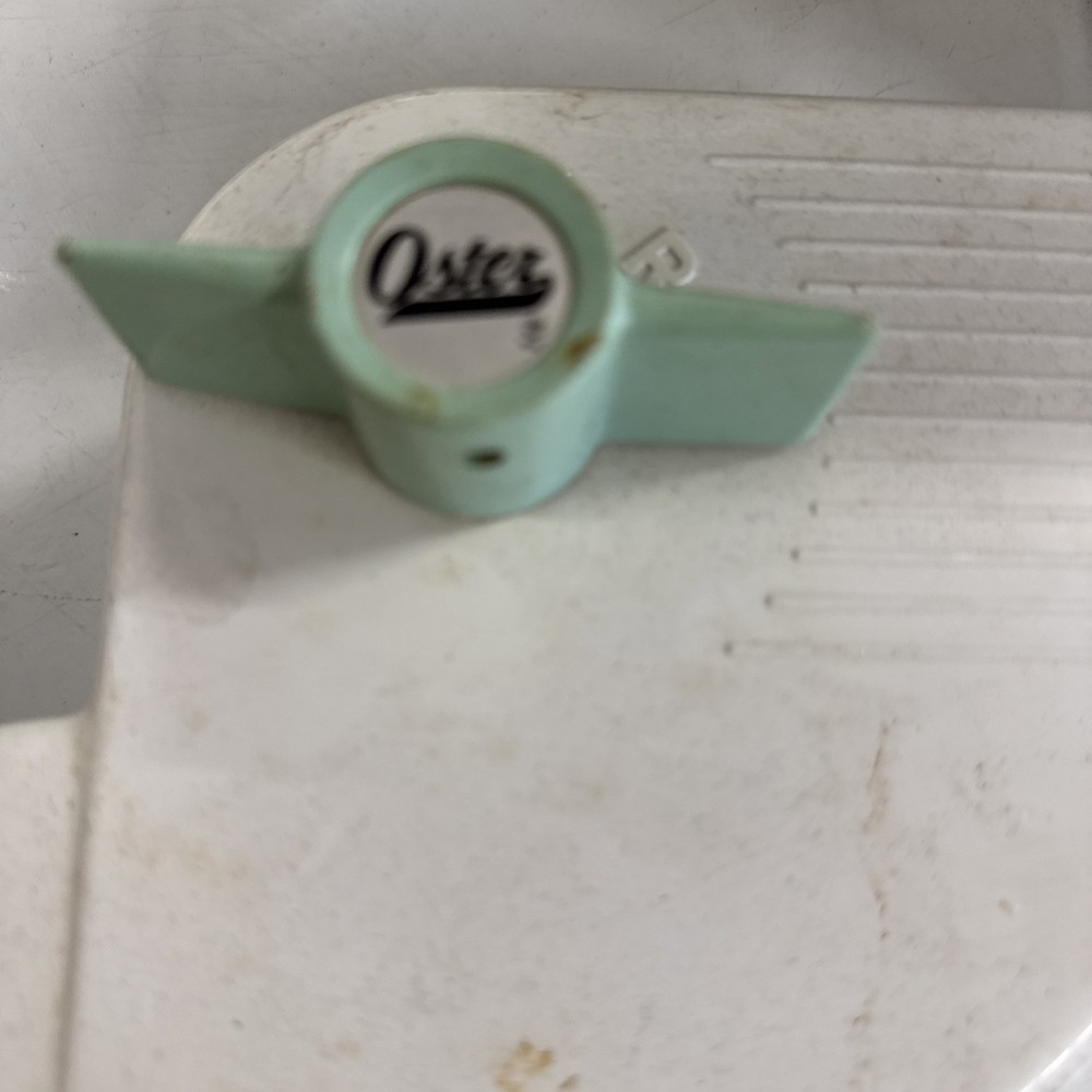 Vintage Oster Icer Model 433B