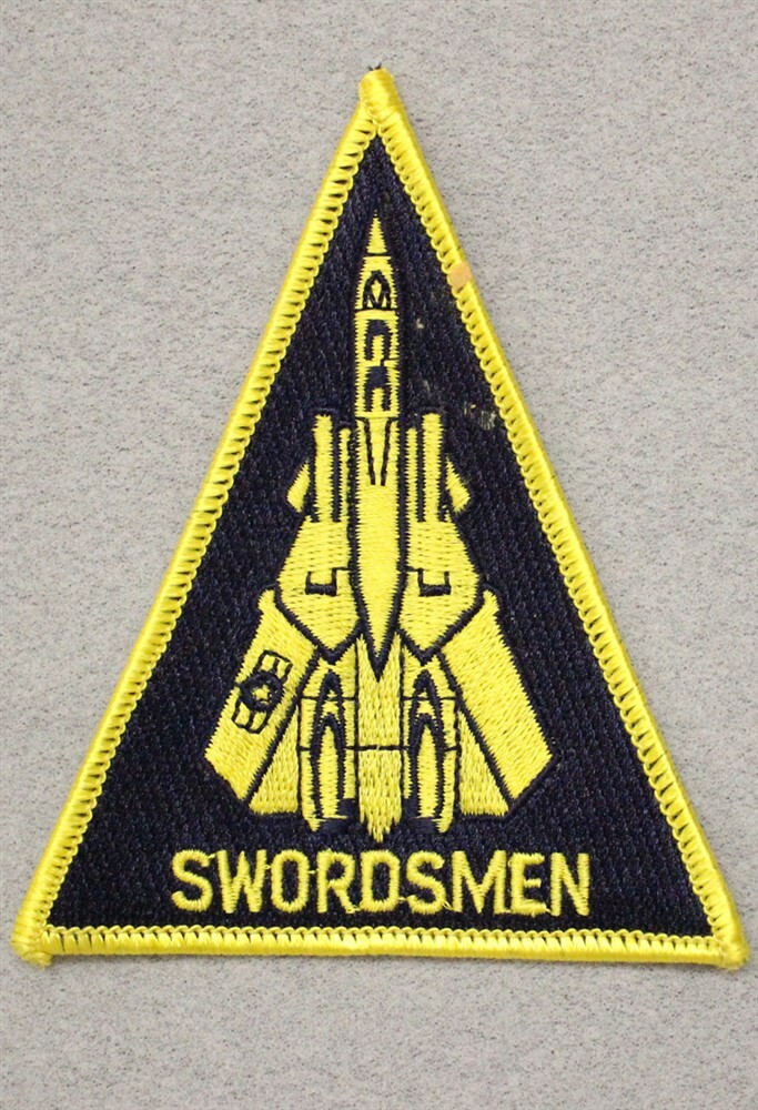 USN Navy patch 662: Fighter Squadron 32 (VF-32) Tomcat delta patch