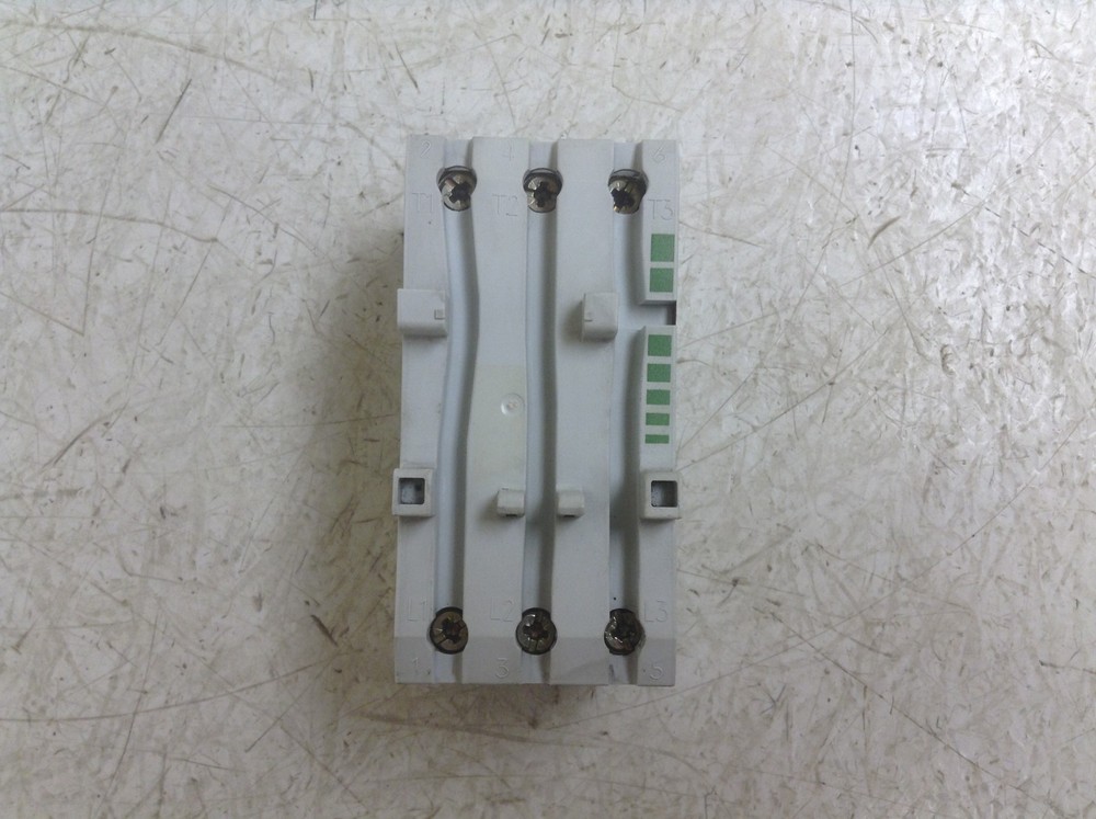 Moeller Klockner CL-PKZ0 Motor Protector Basic Unit 600 VAC 25 AMP CLPKZ0