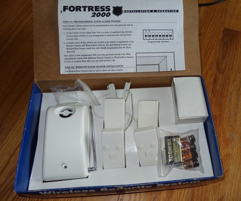 Wireless Security System Fortress 2000 Model SPW001. DIY easy installation.