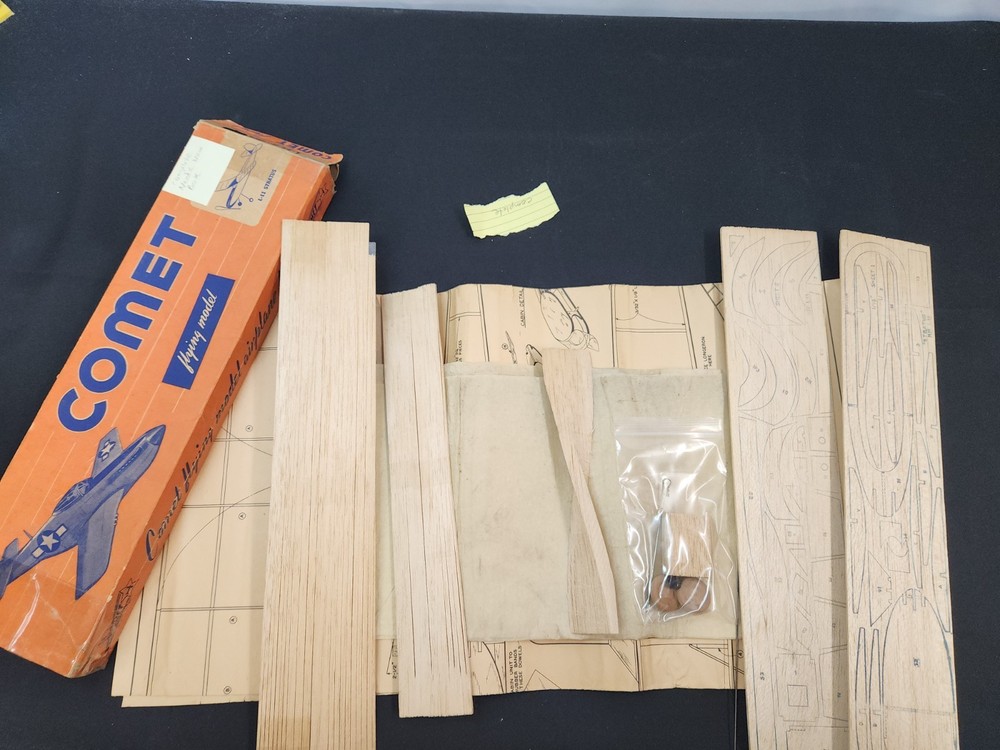 Vintage Balsa model plane kit Comet Stratus L-11