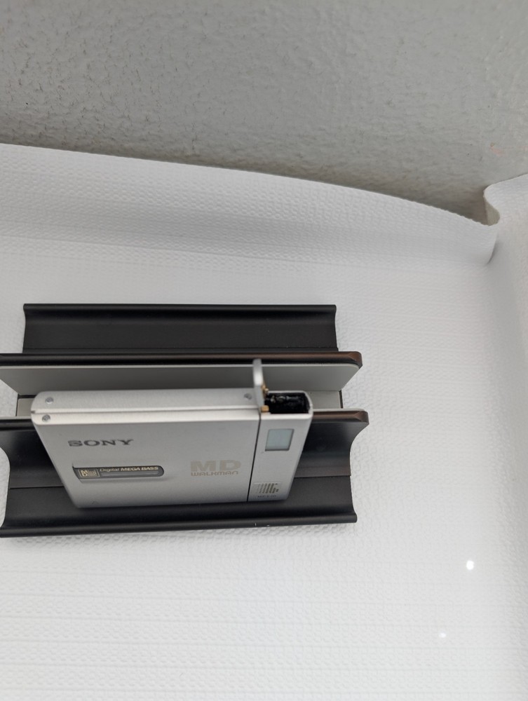 Sony MZ-E50 Mini Disc Player Used.