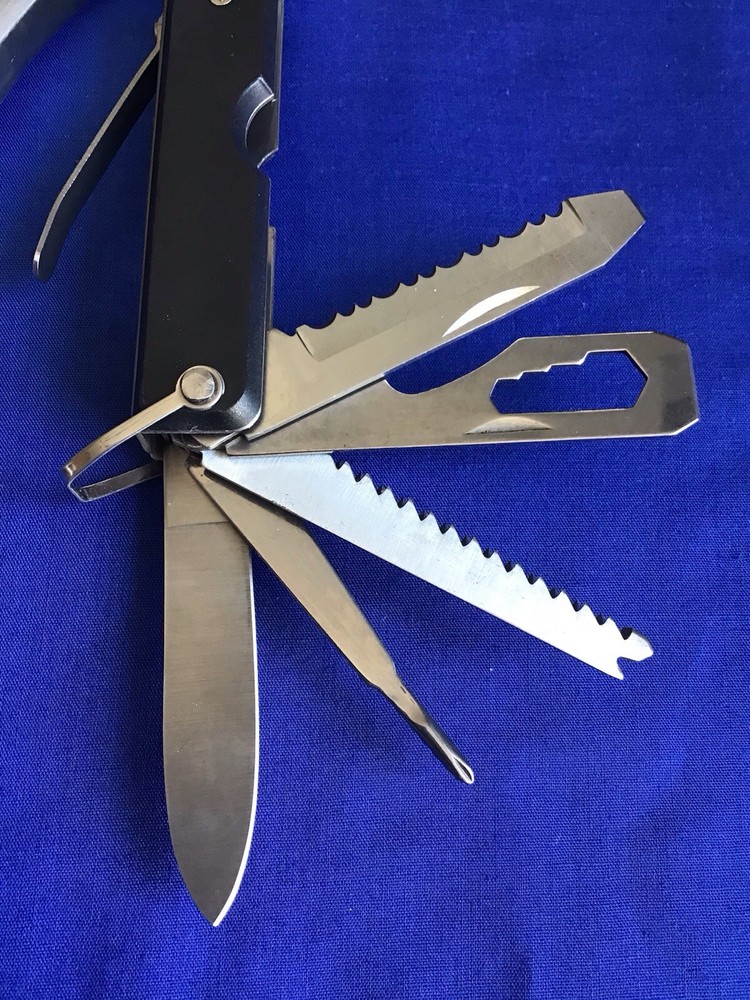 BELL + HOWELL MULTI TOOL CAMPING BACKPACKING WITH STORAGE POUCH