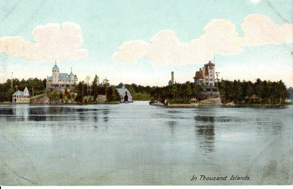 IN THOUSAND ISLANDS - PC1842
