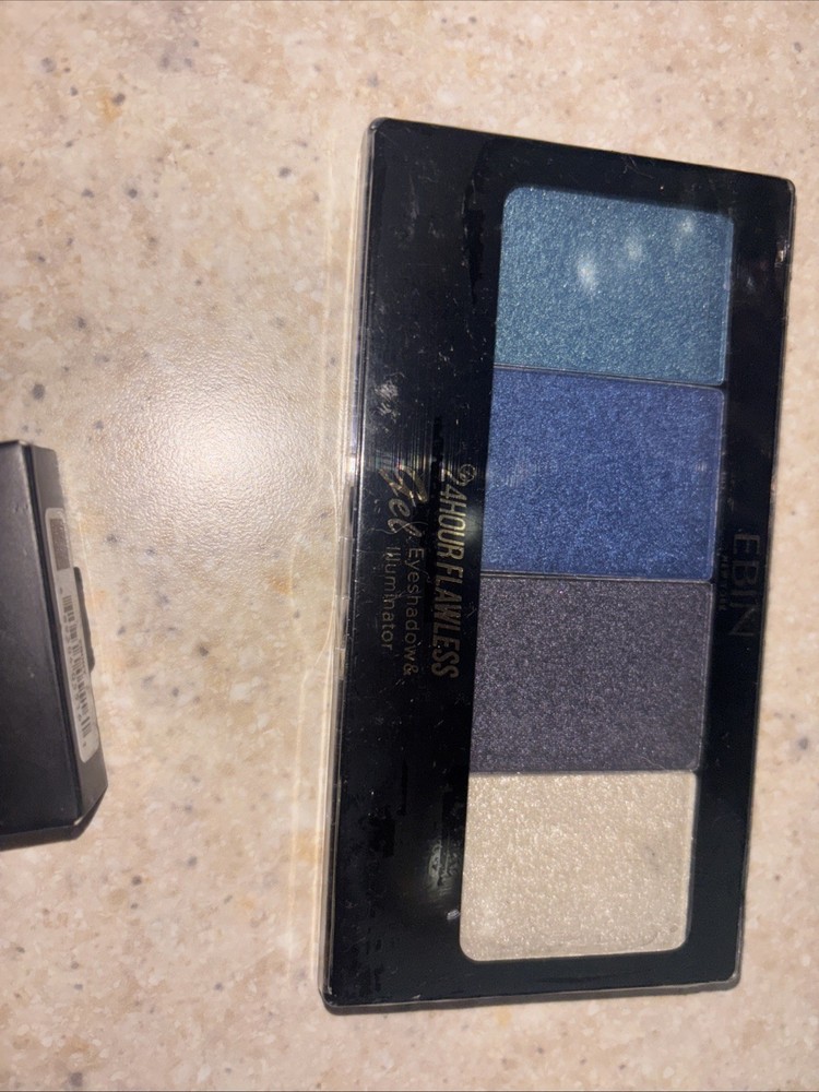 Lot Of 4 Makeup Assorted