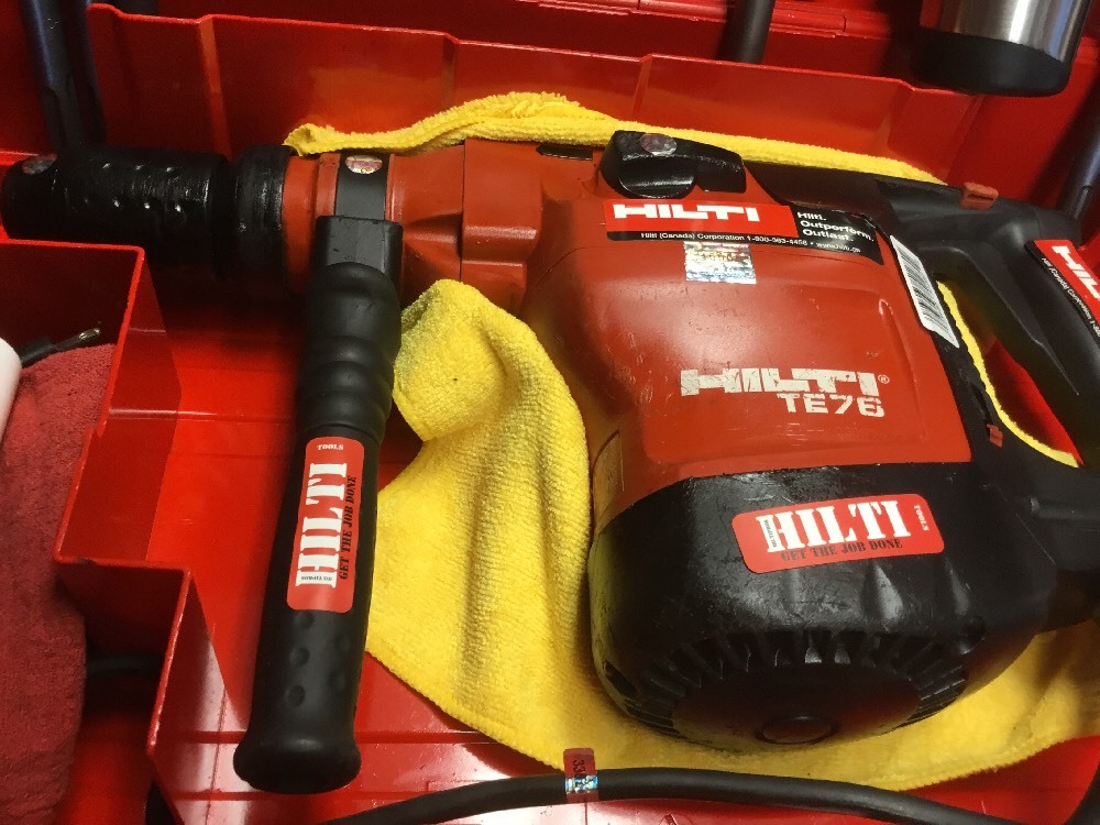 HILTI TE 76, PREOWNED, FREE BITS AND CHISEL, FREE EXTRAS, FAST SHIP