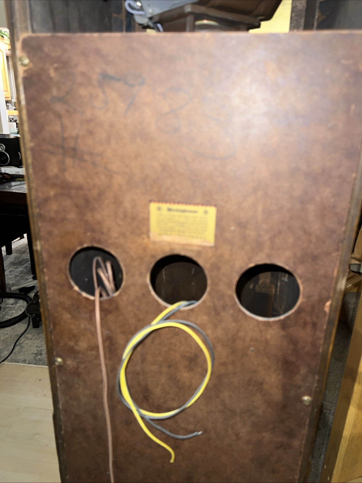 ORIGINAL ART DECO WESTINGHOUSE WR-16 "COLUMNAIRE” GRANDFATHER CLOCK RADIO