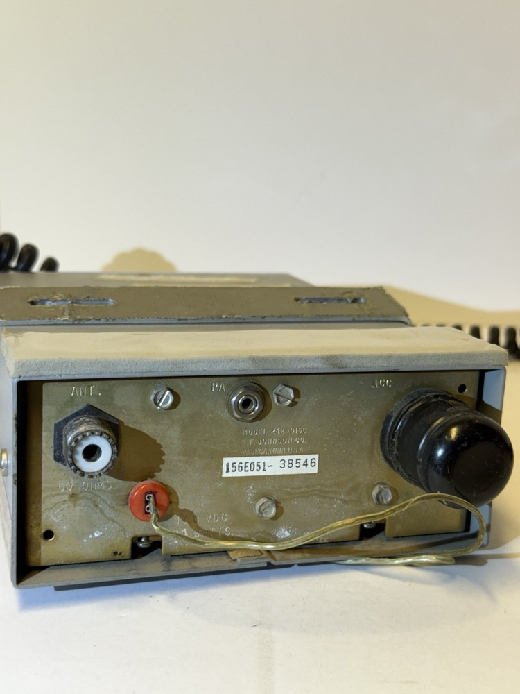 Johnson Messenger 100 CB Radio Untested