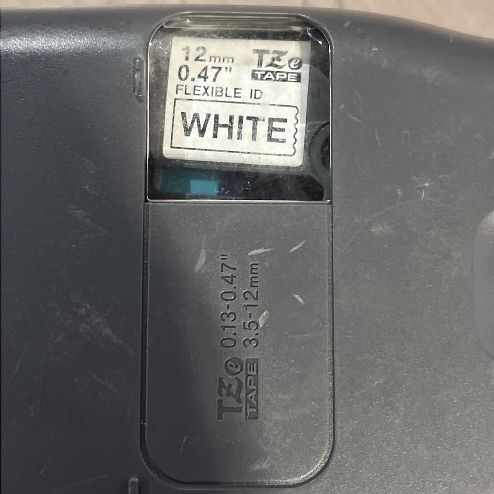 BROTHER P-TOUCH PRO PORTABLE LABEL MAKER