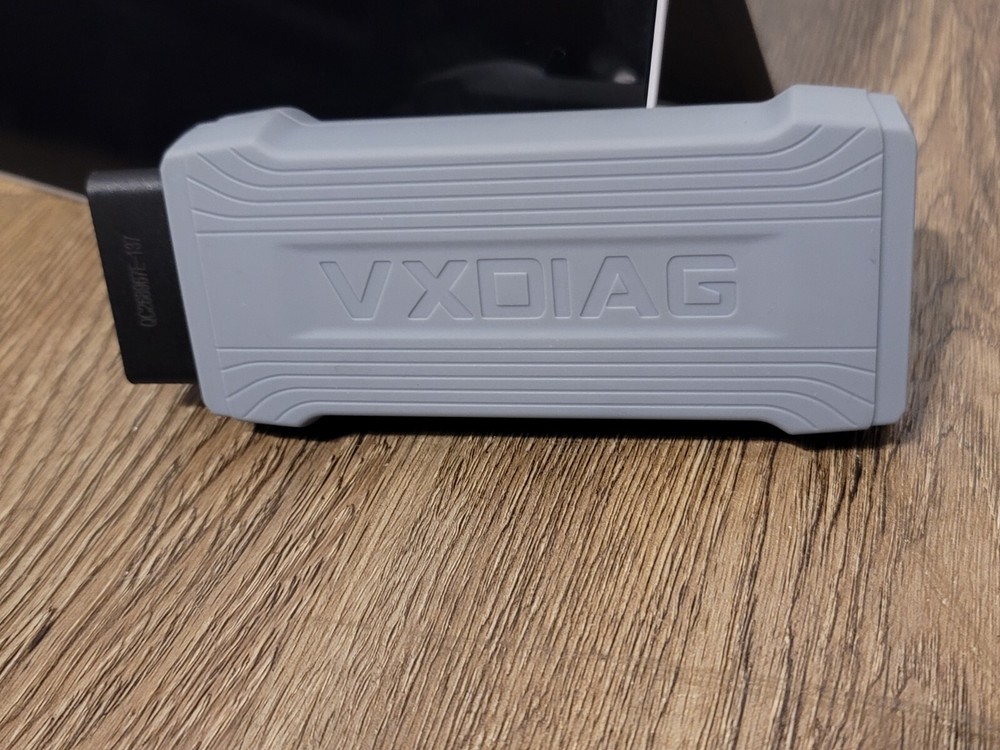 (NO TECH2WIN) VXDIAG VCX Nano GM USB + Surface Tablet w/GDS2 & Techline Software