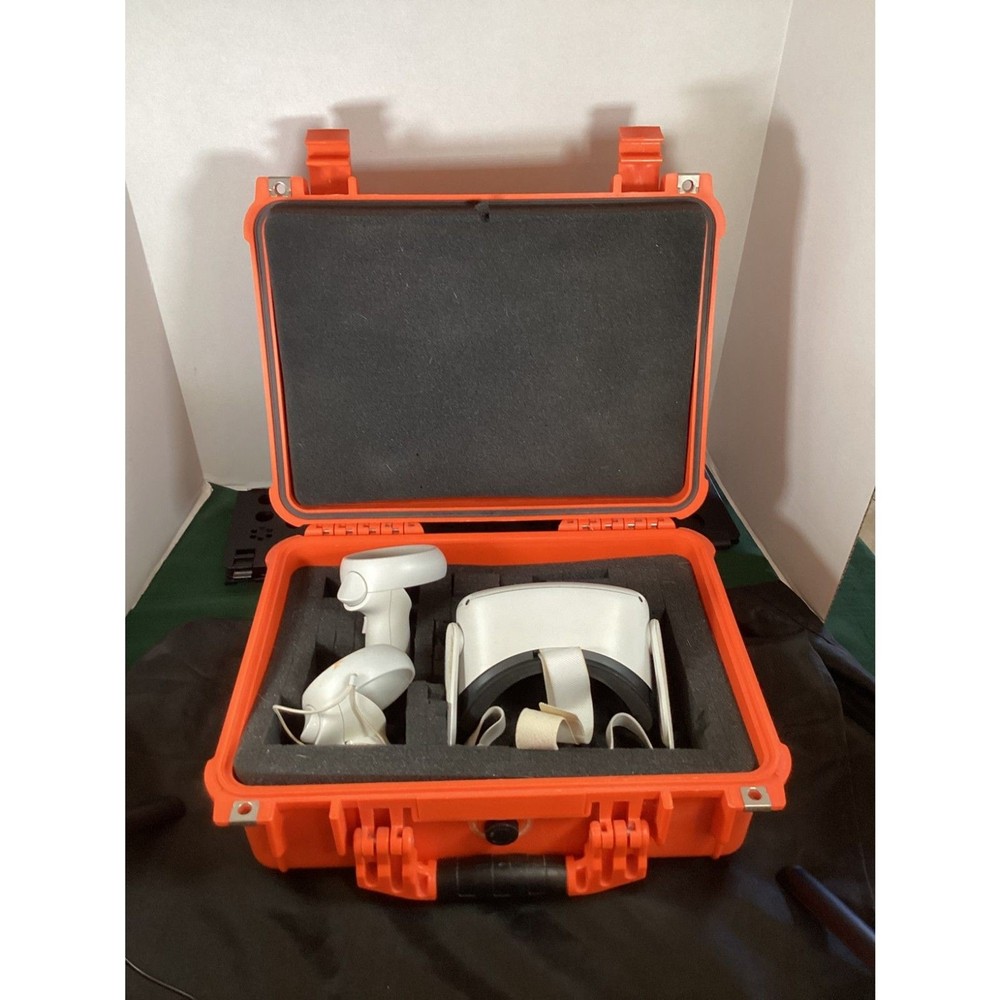 Meta Oculus Quest 2 with impact resistant case, 128g, complete