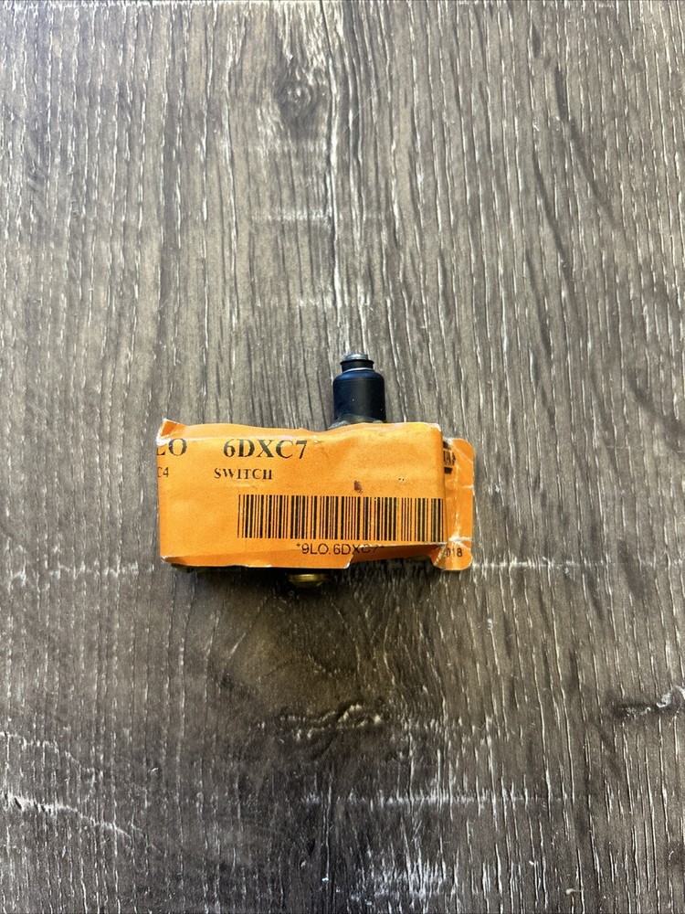 Micro Switch 6DXC7. Brand New