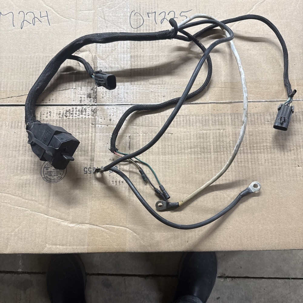 GENUINE MEYER OEM 1 PIECE PLOW SIDE HARNESS MDII/ Plus E60 E57 E47 22262