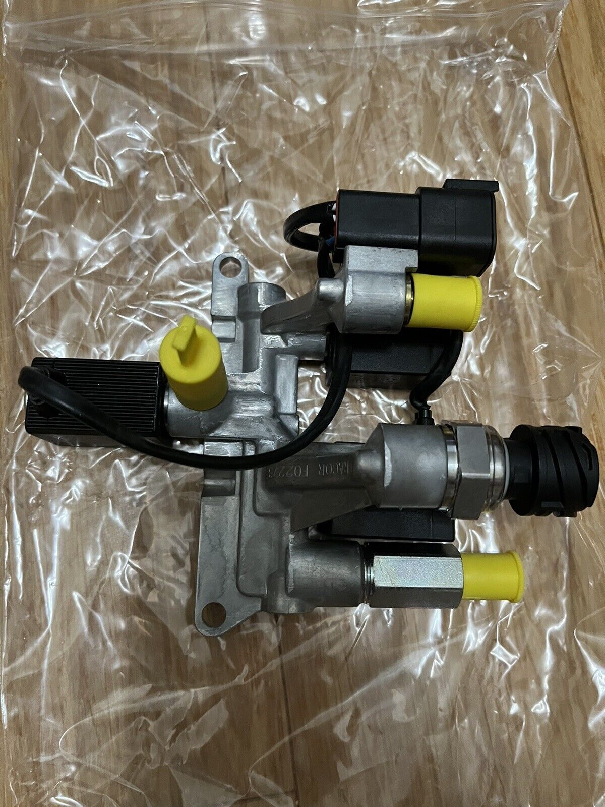 Fuel Filter Dosing Module 23099630 For VOLVO D13 USA