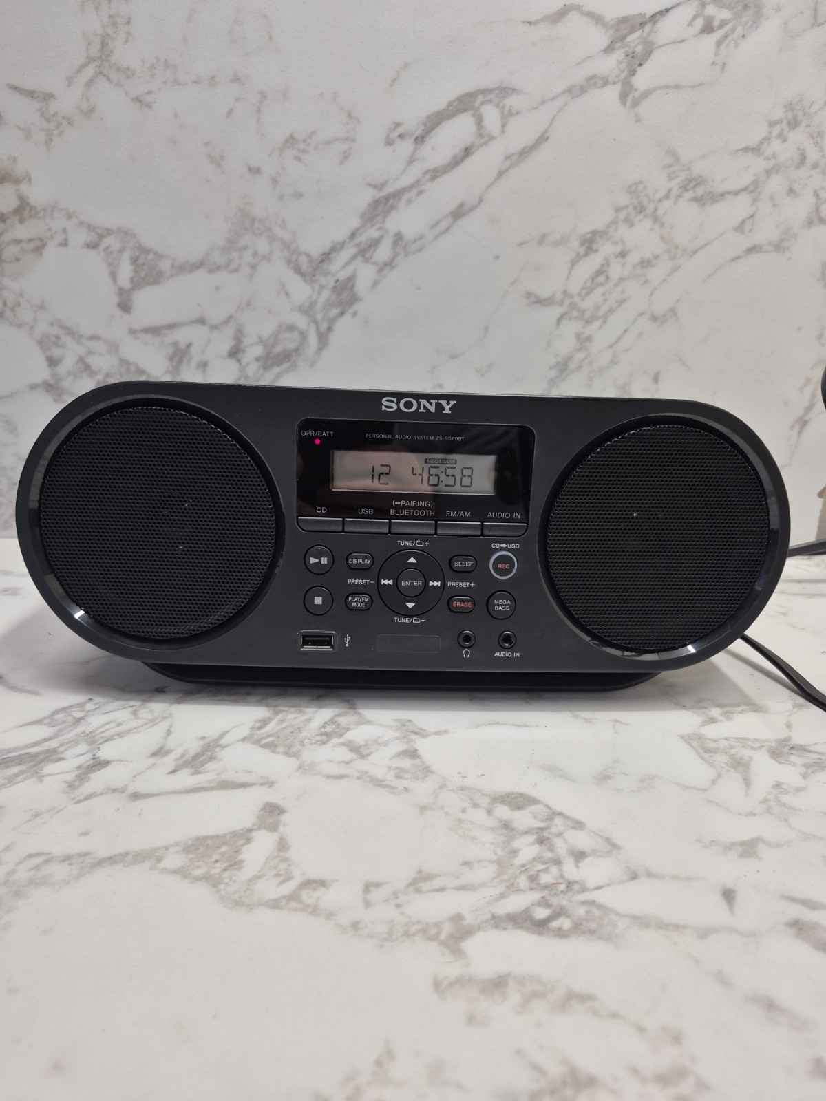Sony ZS-RS60BT CD Boombox W/ Bluetooth, AM/FM, USB, Headphone Tested Works
