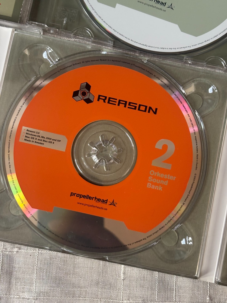 Propellerhead Reason 2.5 Software & Tutorial Disc- No License No- Disc's Only