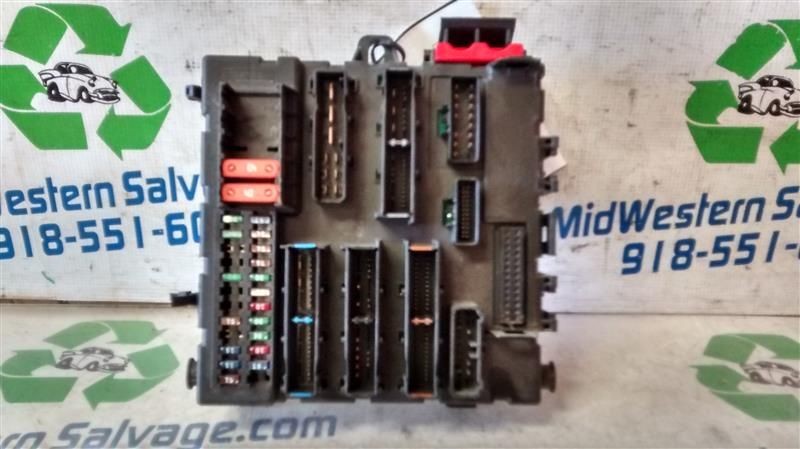 9-3 2004 Fuse Box, Engine 8201176