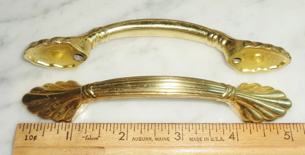 Amerock Shell Fan Tip Bright Brass 12 #1333 Pulls & 18 #1337 Knobs Cabinet Pulls