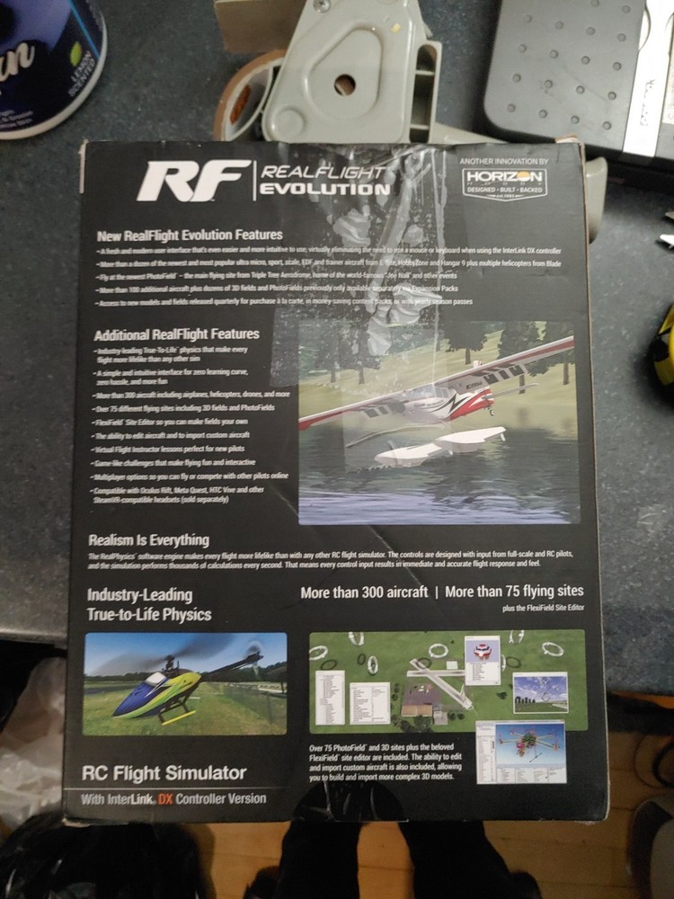 RealFlight RF 9.5 Flight Simulator with Spektrum Interlink-DX Controller