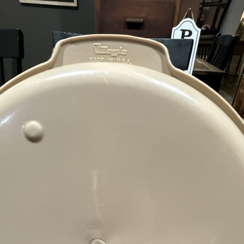 VINTAGE Eagle Beige Plastic Microwave Cooker Plastic Microwave-Safe