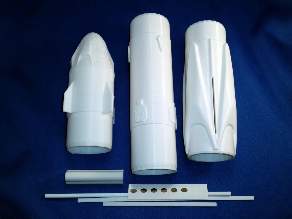 SpaceX Crew Dragon Flying Model Rocket Barebones Kit
