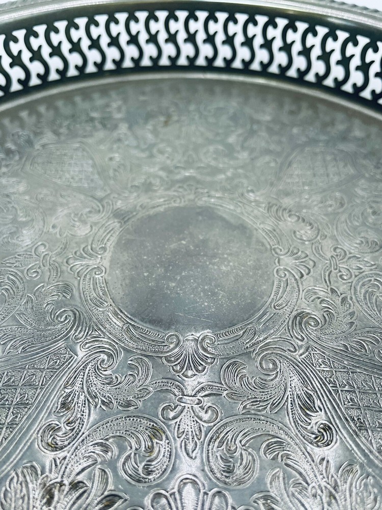 Vintage Rogers Inc. Silver Plated 10” Fancy Etched Round Serving Display Tray