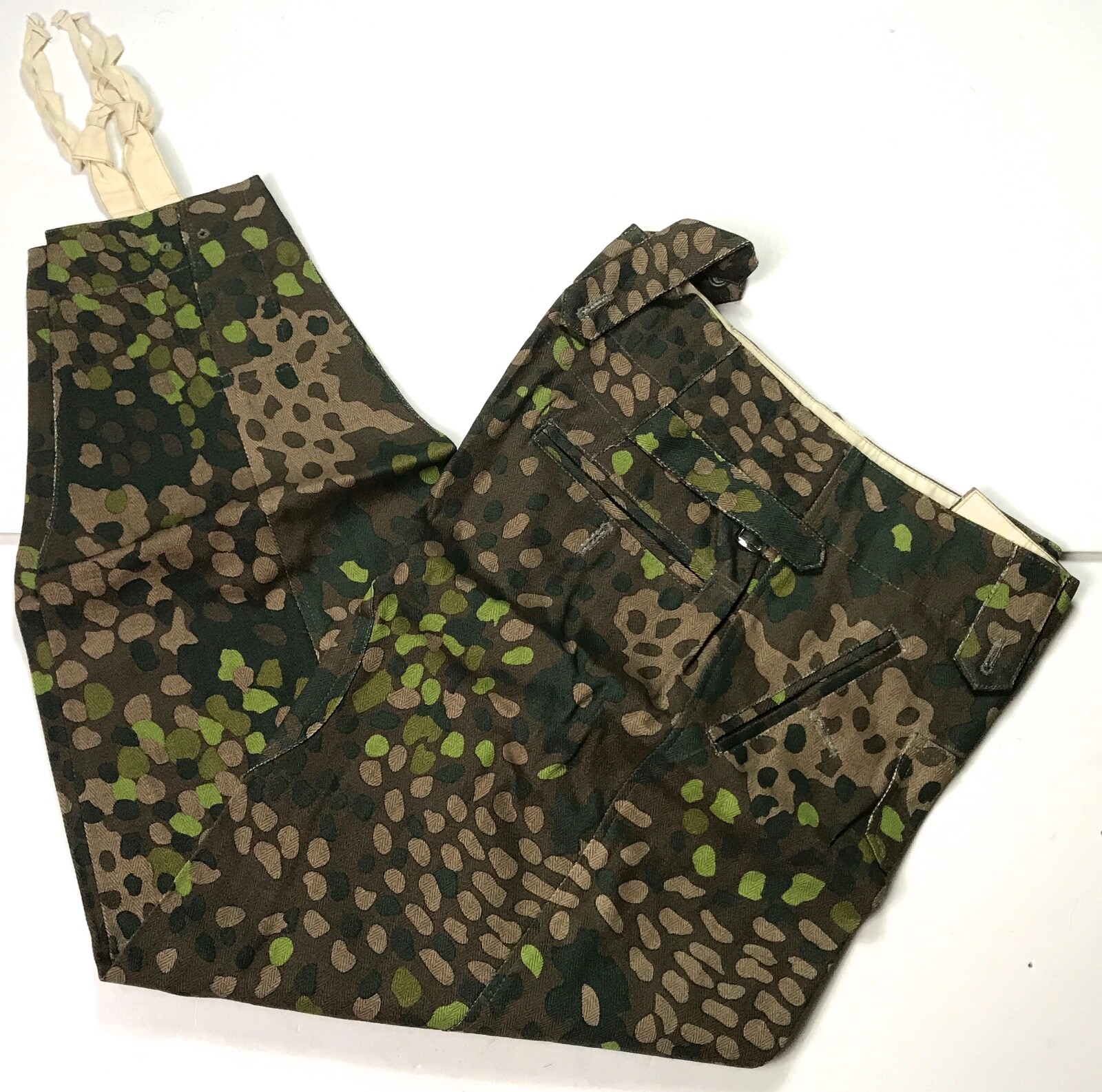 WWII GERMAN WAFFEN DOT 44 CAMO FIELD TROUSERS- SIZE 3 34-36 WAIST