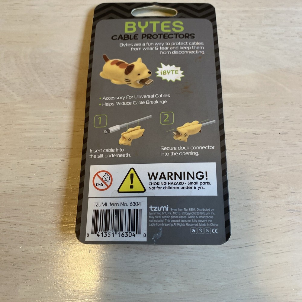 Tzumi Bytes Cable Protector Glow-In-The-Dark Panda & Turtle With Green Shell