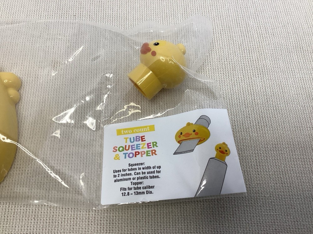 Tube Squeezer & Topper Toothpaste Duck