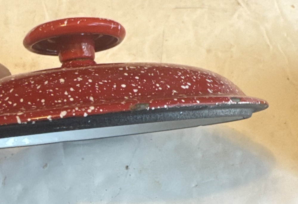 John Wright Cast Iron Red Speckle Enamel Lid 6 1/8”