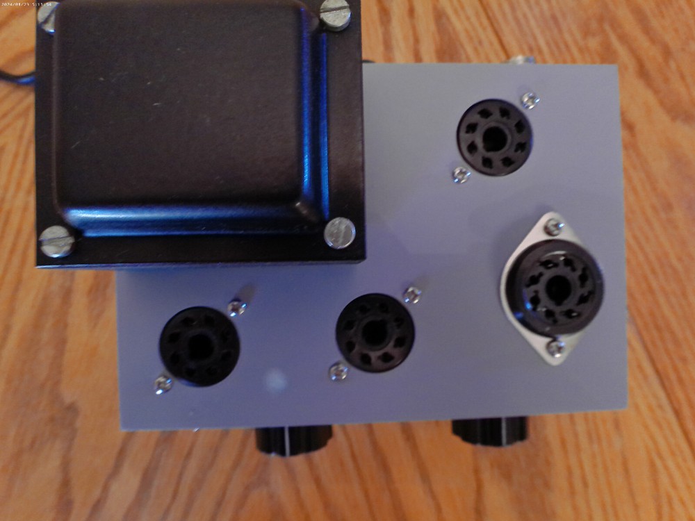 160/80/40/30/20 Meters 6V6 CW Transmitter