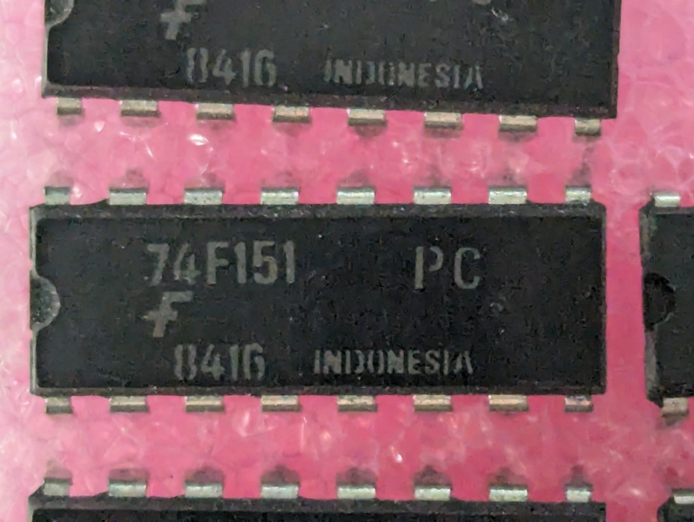 7PCS SN74F151 Eight Input Multiplexer 74F151 NOS