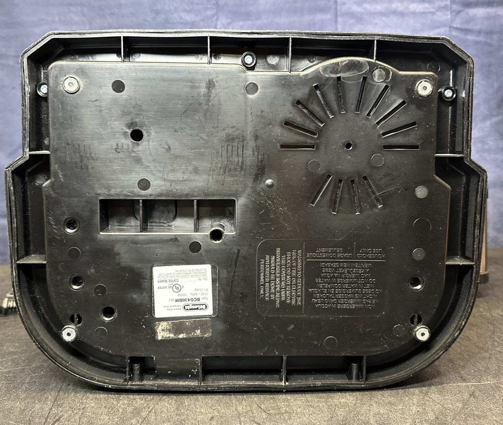 DeLonghi BCO430BM Espresso Machine / READ