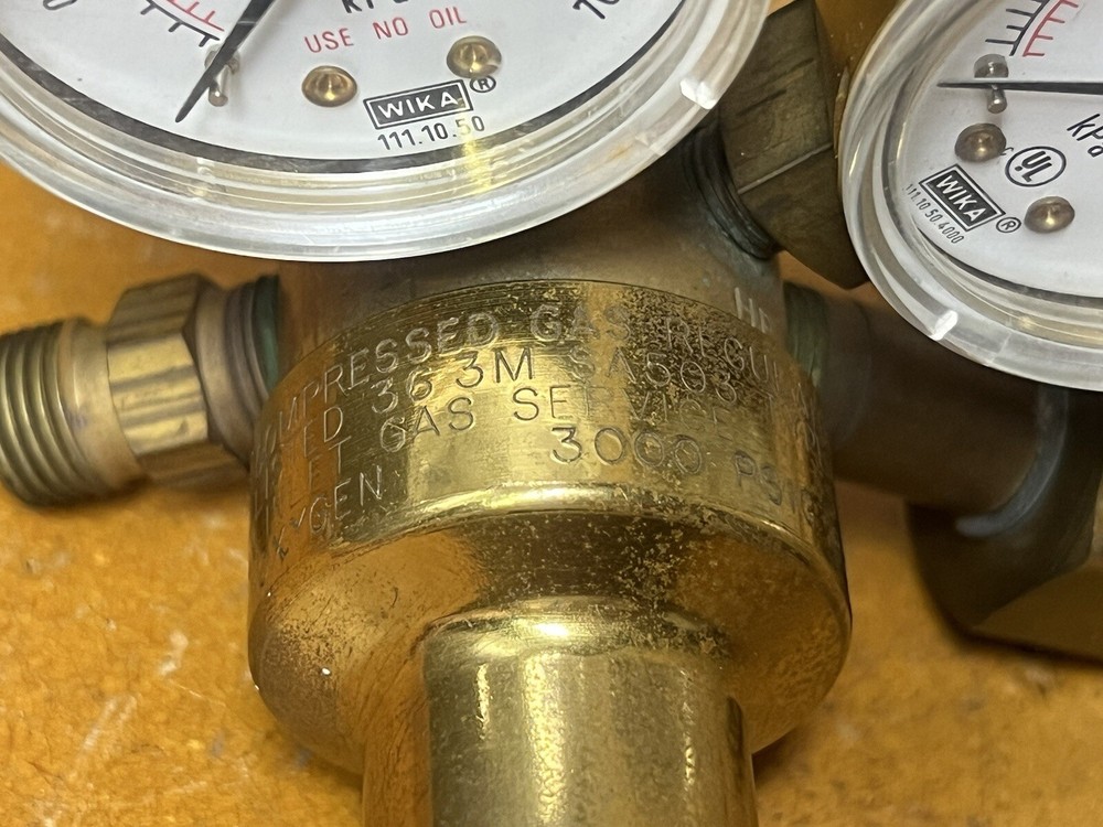 Meco Oxygen Regulator ~