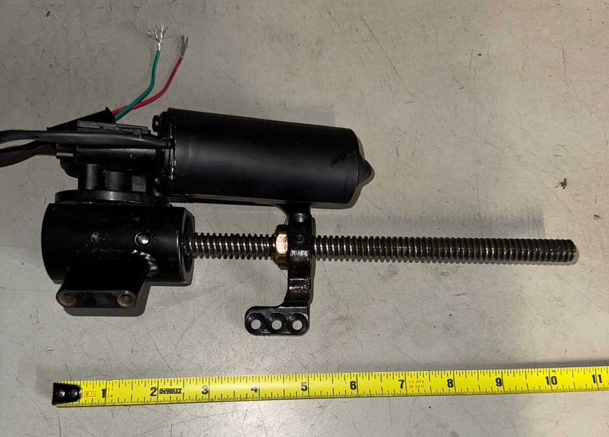 electric Linear screw Actuator 12V 24v 6" 550lbs/2500N 0.25"/s solar rc robot DC
