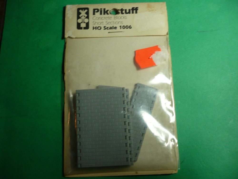 PIKESTUFF HO SCALE #1006 CONCRETE BLOCKS SHORT SECTIONS