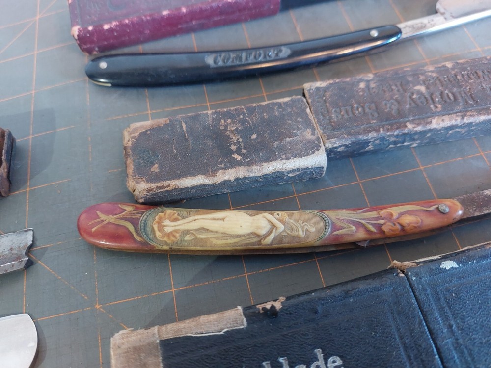 Vintage straight razors lot