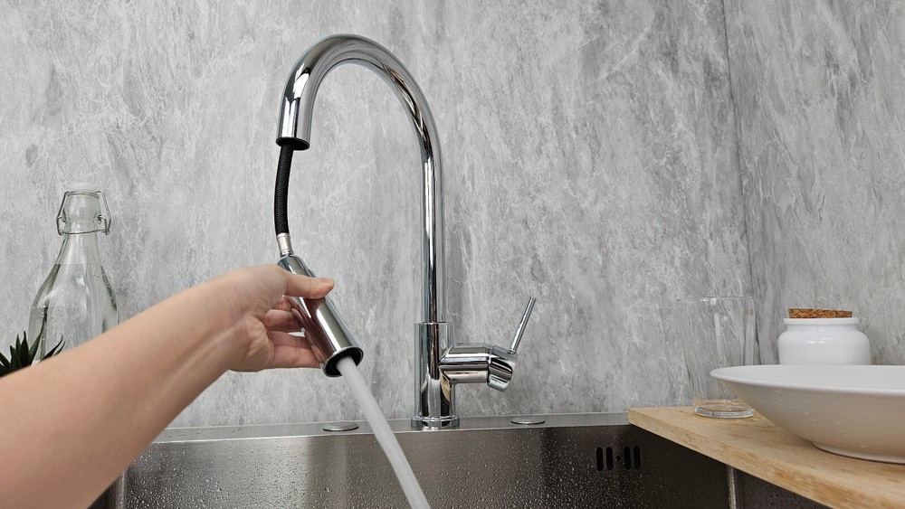 RELIAFLO Pull Down Kitchen Faucet in Polished Chrome - D60719-01