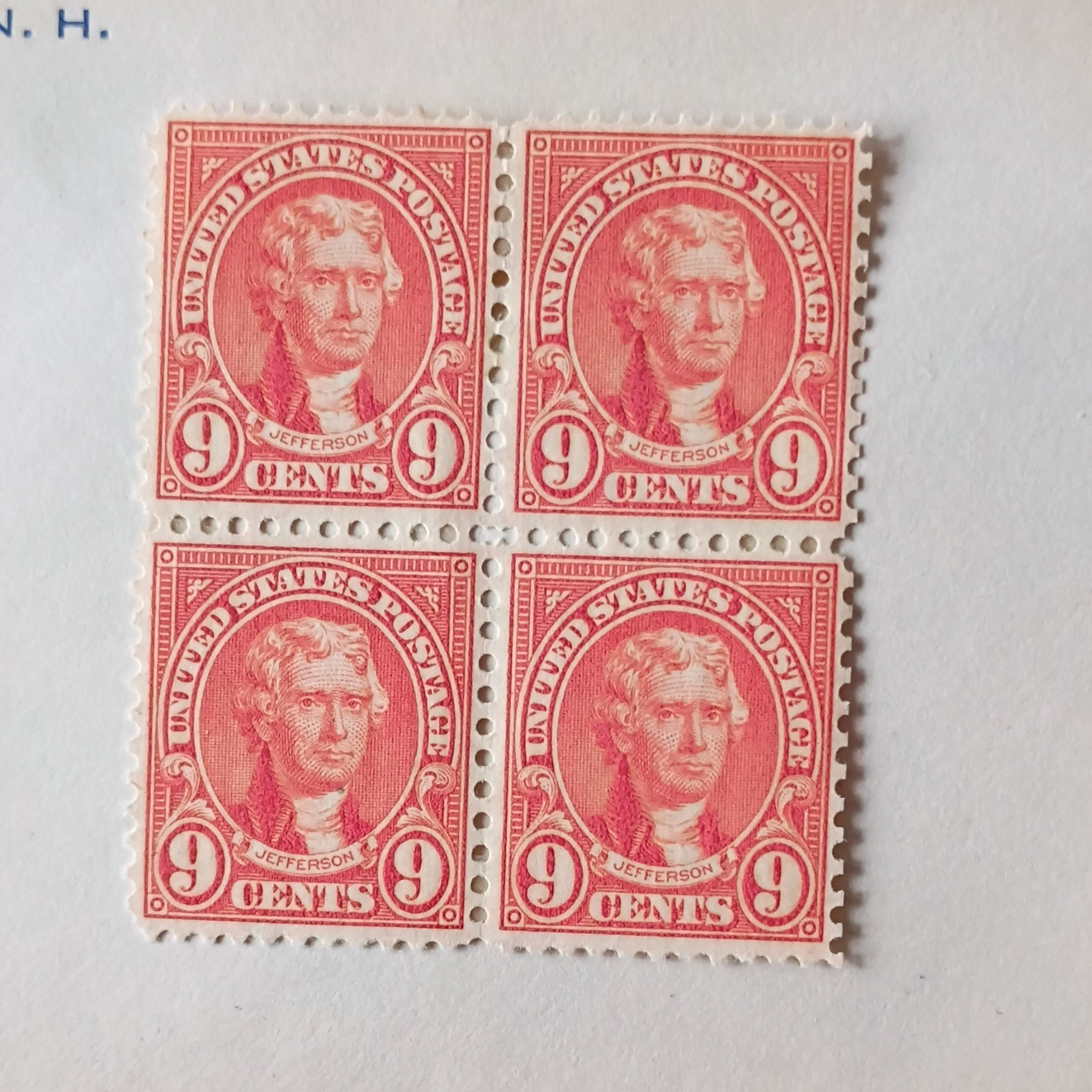 #590 MintHOG stamp  9c Jefferson Block of 4