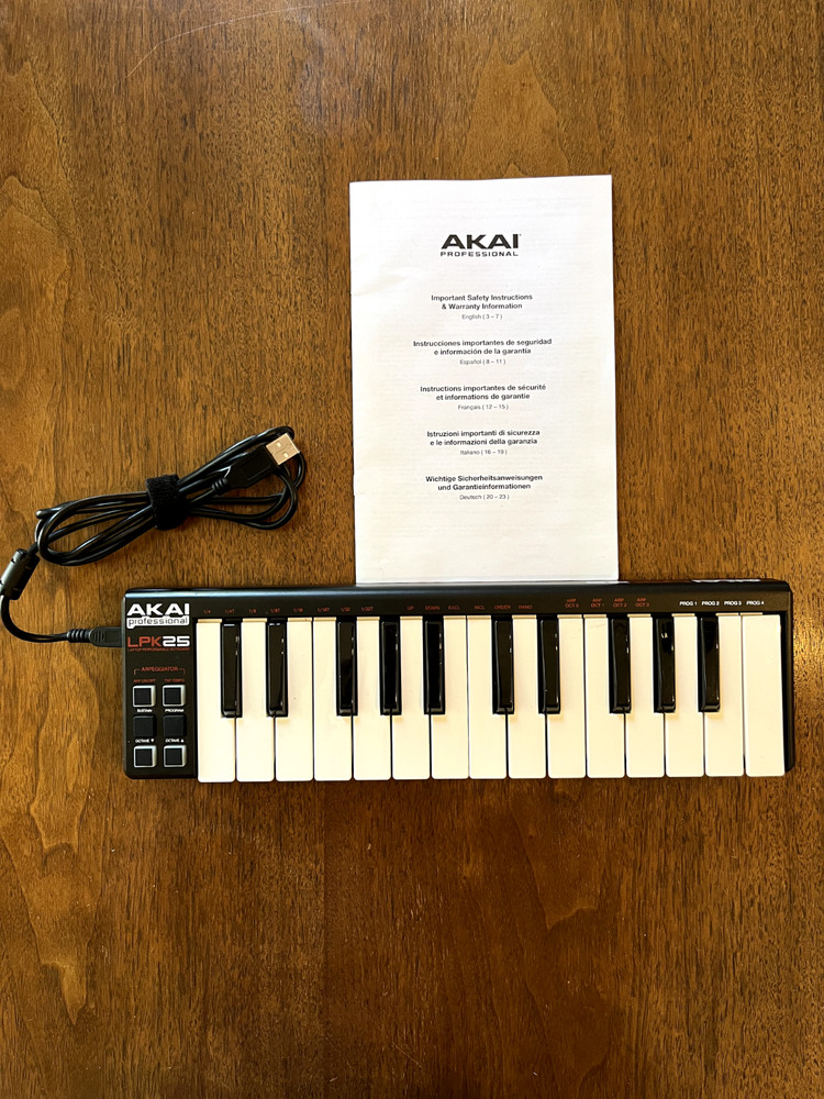 Akai Professional LPK25 MK2 25-Key USB-MIDI Keyboard Controller