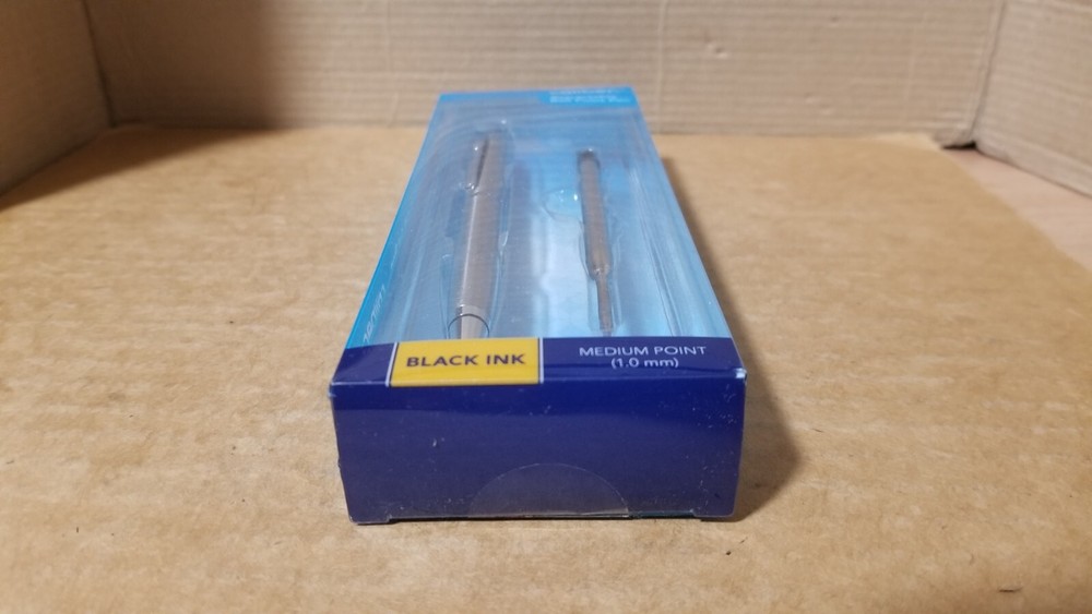 Caliber Retractable Medium Point Black ink BallPoint Pen & Refill, Damaged pack