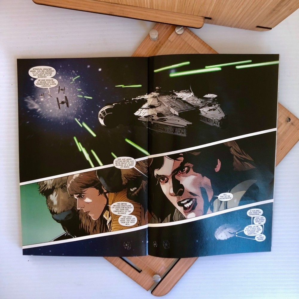 Comic Book Storage & Display Box PLUS Marvel Comic's Star Wars #17