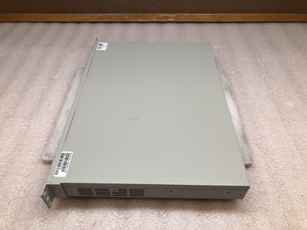 Check Point Software 4400 Model T-140 8-Port Security Network Firewall Appliance