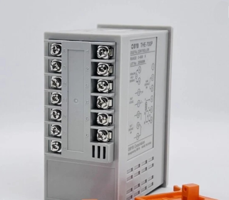 1pc new for OBYB THE-700P temperature control meter