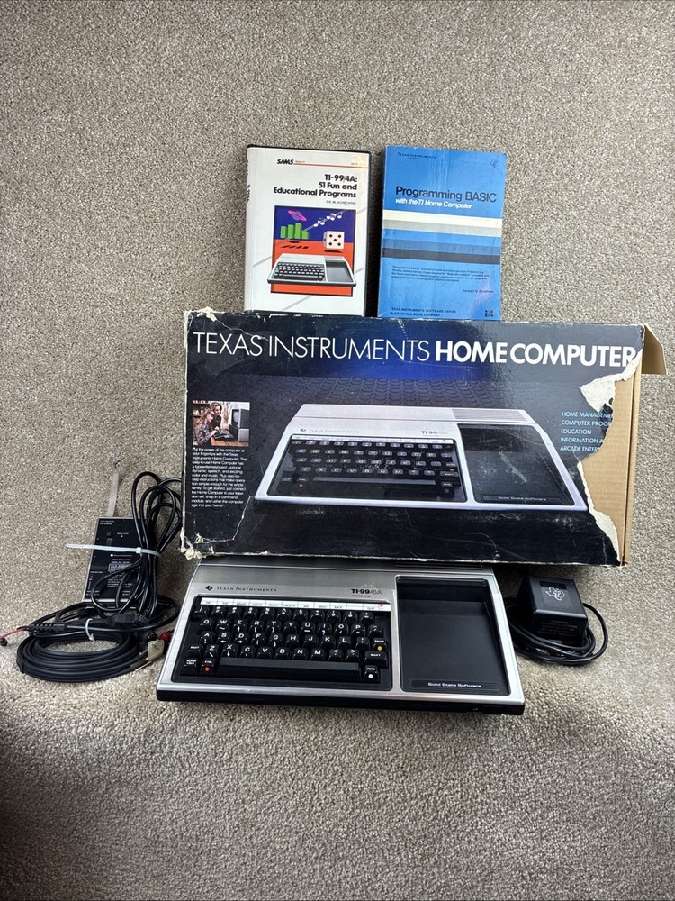 Texas Instruments TI-99/4A Home Computer POWERS UP,RED LIGHT ON!