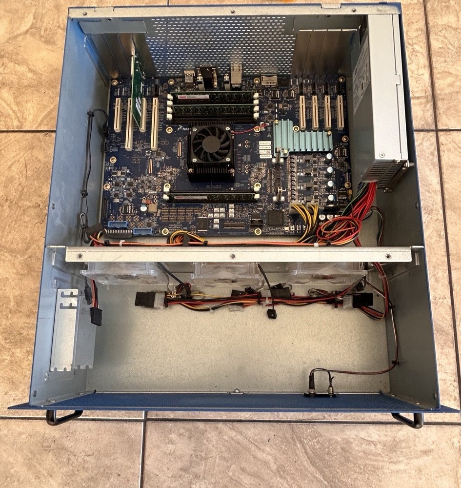 Freescale / NXP T4240-QDS Development System - Space Equipment Test Bench