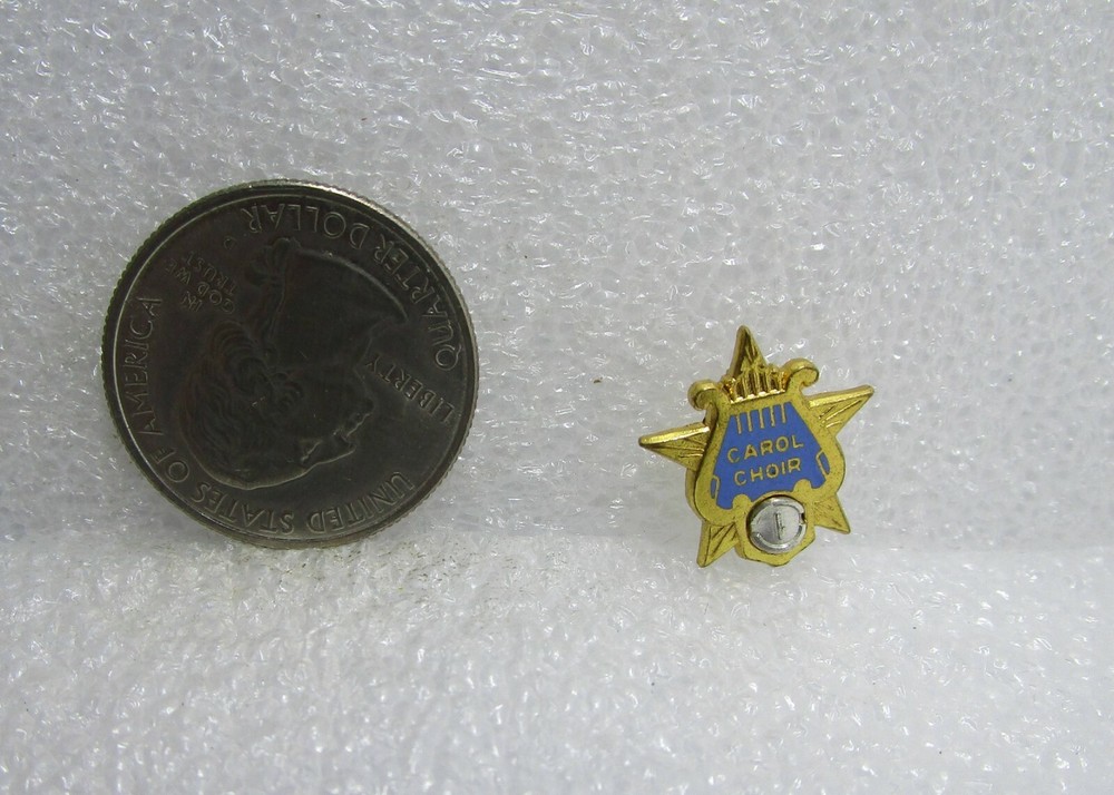 Vintage Carol Choir Pin