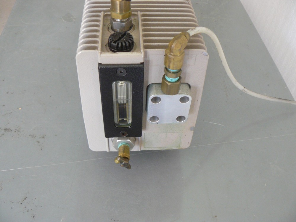 Alcatel type 2010 rotary vane vacuum pump