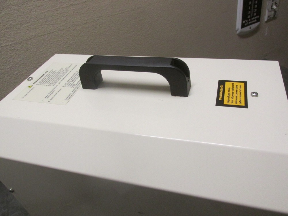 Laerdal Medical DSS 110-2 Compressor