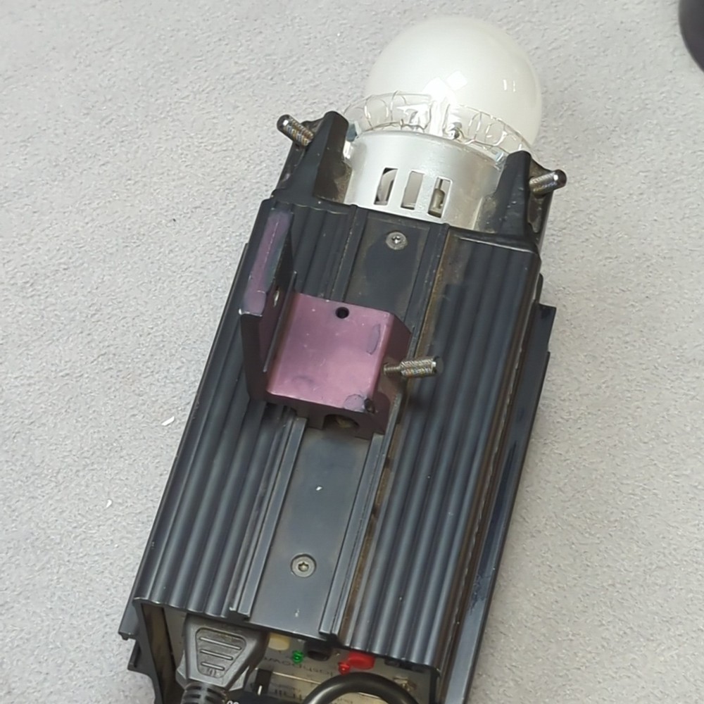 WHITE LIGHTNING ULTRA600 STUDIO LIGHT Tested and works